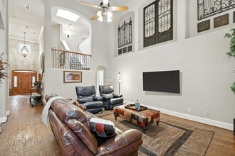 2303 Chapelwood Dr in Lewisville, TX - Building Photo - Building Photo