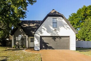 5030 Baywood Dr in Millington, TN - Building Photo