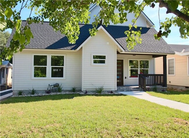 property at 705 Harris Ave