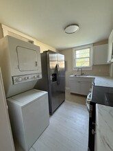 409 S Anderson St in Urbana, IL - Building Photo - Building Photo