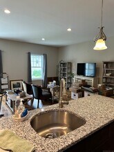 68 Reservoir St in Bethel, CT - Building Photo - Building Photo