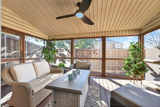 9805 Airline Rd in Dallas, TX - Building Photo - Building Photo