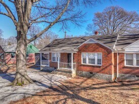 272 Aurora Cir in Memphis, TN - Building Photo