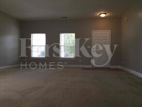 127 Colville Rd in Mooresville, NC - Building Photo - Building Photo