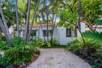719 Lenox Ave. in Miami Beach, FL - Building Photo - Building Photo