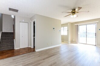 1481 Rebecca Ln in Franklin, IN - Building Photo - Building Photo