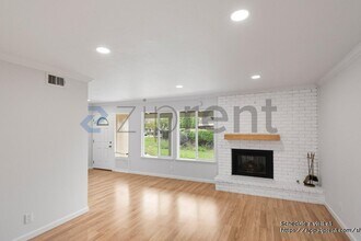 843 Peary Ln in Foster City, CA - Building Photo - Building Photo