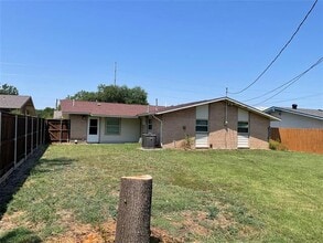 2306 Scotswood Dr in Garland, TX - Building Photo - Building Photo