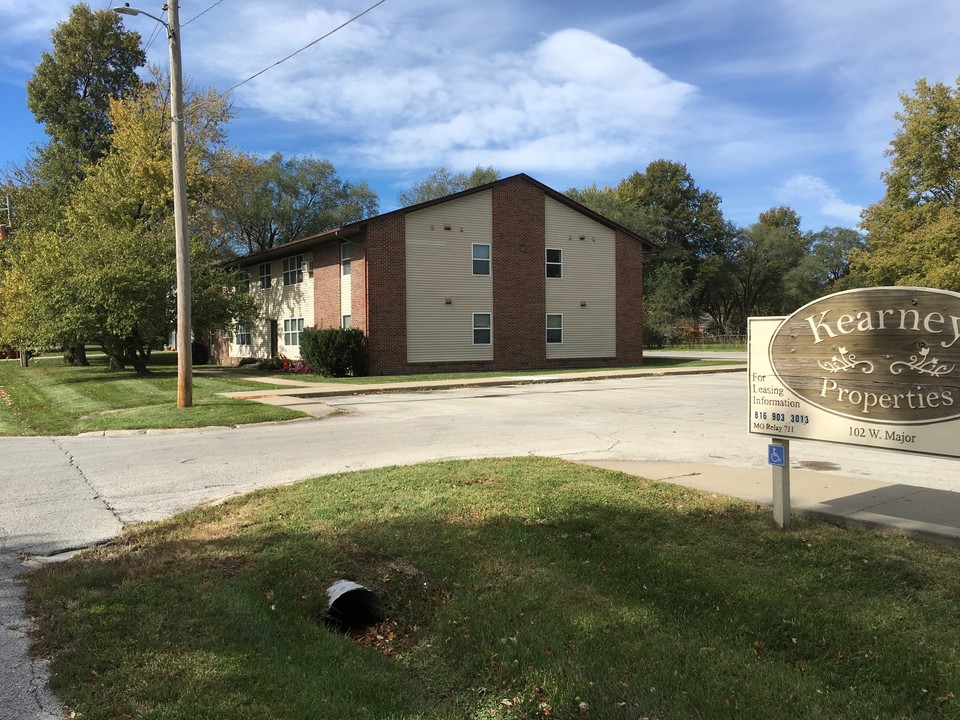 Kearney Apartments in Kearney, MO - Foto de edificio