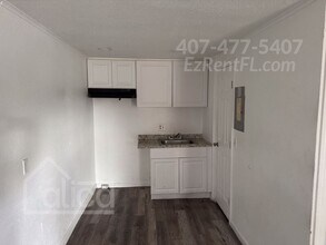 4731 N Pine Hills Rd in Pine Hills, FL - Building Photo - Building Photo