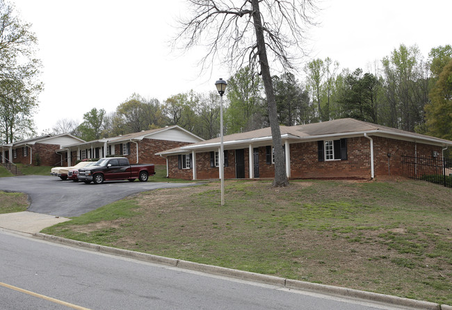 Tanglewood Garden Co-operative in Atlanta, GA - Building Photo - Building Photo