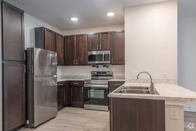 2100 Memorial Dr-Unit -1-1118 in Houston, TX - Building Photo