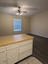 2035 Continental Ave in Tallahassee, FL - Building Photo - Building Photo