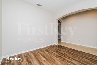 11634 Tangle Stone Dr in Gibsonton, FL - Building Photo - Building Photo