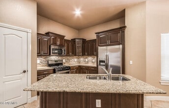 3654 Almond Beach Dr in El Paso, TX - Building Photo - Building Photo