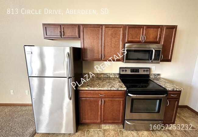 property at 214 S Kline St