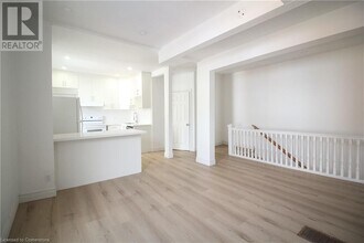 78 George St in Hamilton, ON - Building Photo - Building Photo