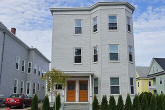 2 Greenwood Ter, Unit 2-01 in Somerville, MA - Building Photo - Building Photo
