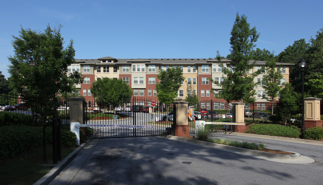 Candler Forrest Apartments in Decatur, GA - Building Photo - Building Photo