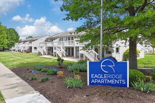 Eagle Ridge Apartments in Lawrence, KS - Building Photo