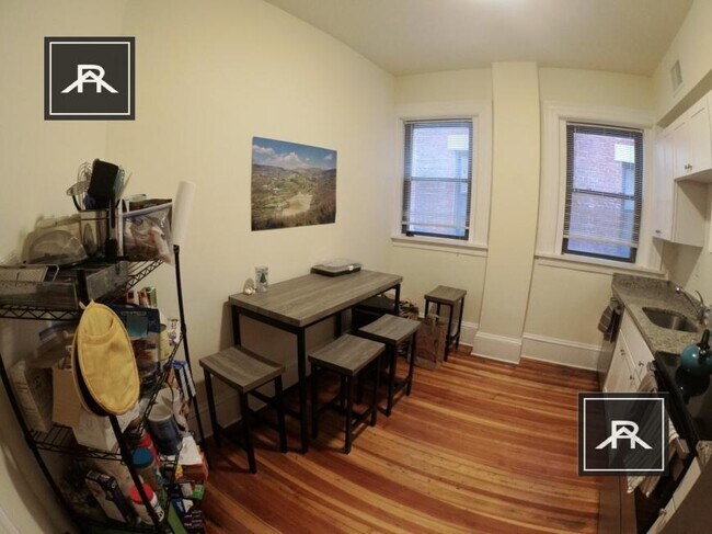 1461 Beacon St in Brookline, MA - Building Photo - Building Photo