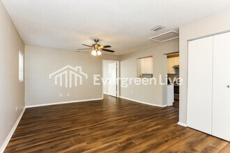 9581 Aberdare Ave W in Jacksonville, FL - Building Photo - Building Photo