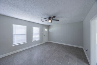 5007 Northridge Dr in Houston, TX - Building Photo - Building Photo