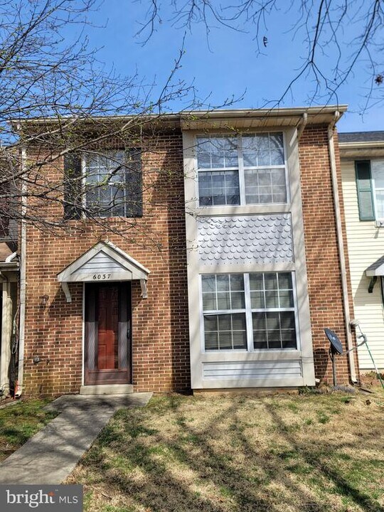 6037 Red Wolf Pl in Waldorf, MD - Building Photo