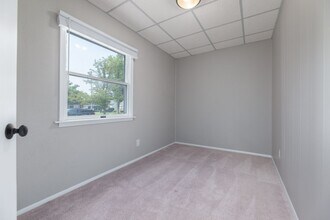 20936 Ridgemont Rd in Harper Woods, MI - Building Photo - Building Photo
