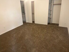 1156 Highpoint Rd in Bedford, TX - Building Photo - Building Photo