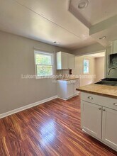 217 Wallace Ave in Kalamazoo, MI - Building Photo - Building Photo