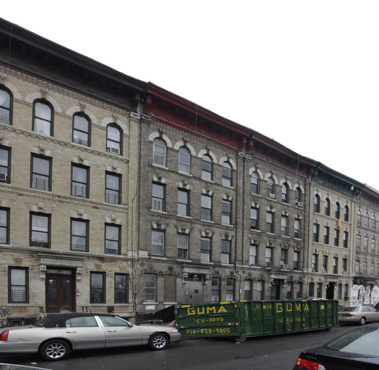 167 Starr St in Brooklyn, NY - Building Photo