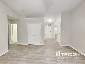 8004 Seattle Slew Ct in Charlotte, NC - Building Photo - Building Photo