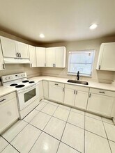 3880 Woodside Dr in Coral Springs, FL - Foto de edificio - Building Photo