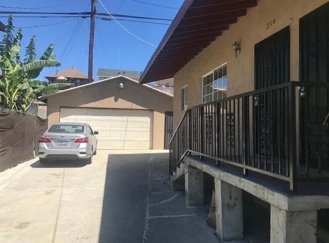 property at 214 N Burlington Ave