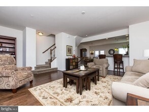 103 Tulip Ln in Gilbertsville, PA - Building Photo - Building Photo