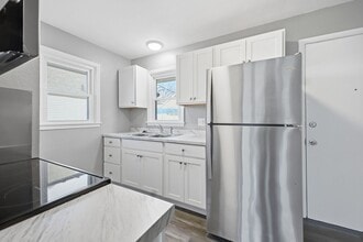 1511 S 24th St in St. Joseph, MO - Building Photo - Building Photo