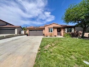31839 Taton Ct in Menifee, CA - Building Photo - Building Photo