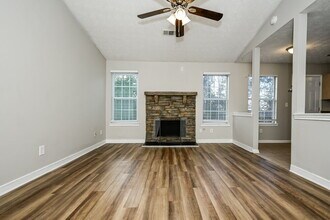 337 Autumn Lake Dr in Mcdonough, GA - Building Photo - Building Photo