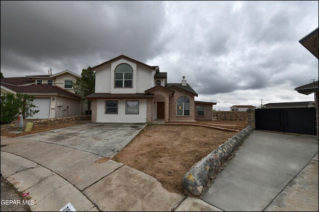 7958 Starry Night Dr in El Paso, TX - Building Photo - Building Photo