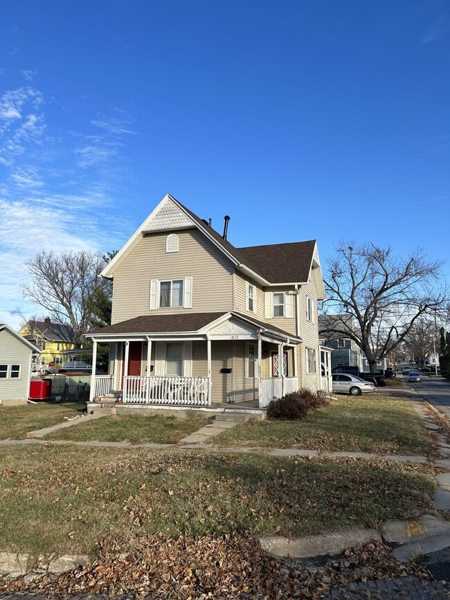 property at 1213 11th St