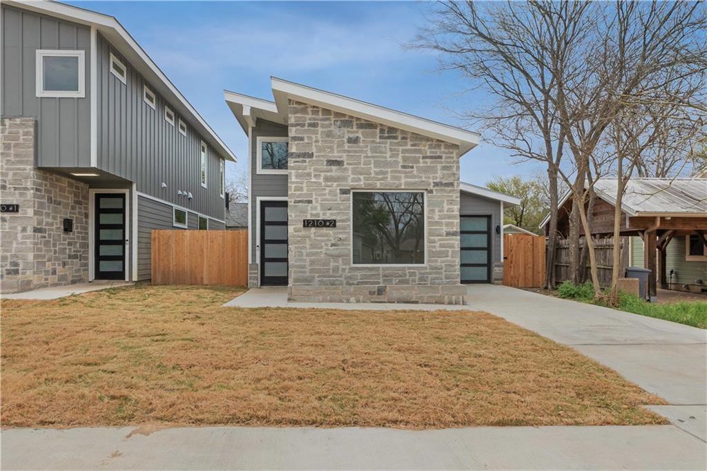1210 Brentwood St in Austin, TX - Building Photo