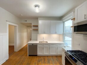 1030 N Winchester Ave, Unit 1 in Chicago, IL - Foto de edificio - Building Photo