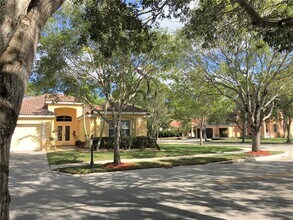 1138 Croton Ct in Weston, FL - Building Photo - Building Photo