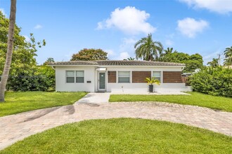 1413 Funston St in Hollywood, FL - Building Photo - Building Photo