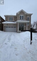 303 Trillium Ct in Shelburne, ON - Building Photo