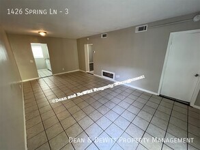 1426 Spring Ln in Clearwater, FL - Building Photo - Building Photo