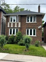 32 Glen Echo Rd in Toronto, ON - Building Photo