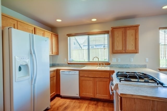 1503 NW Almond Loop in Oak Harbor, WA - Building Photo - Building Photo