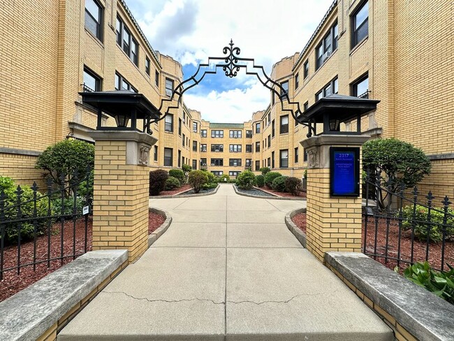 property at 2328.5 N Rockwell St